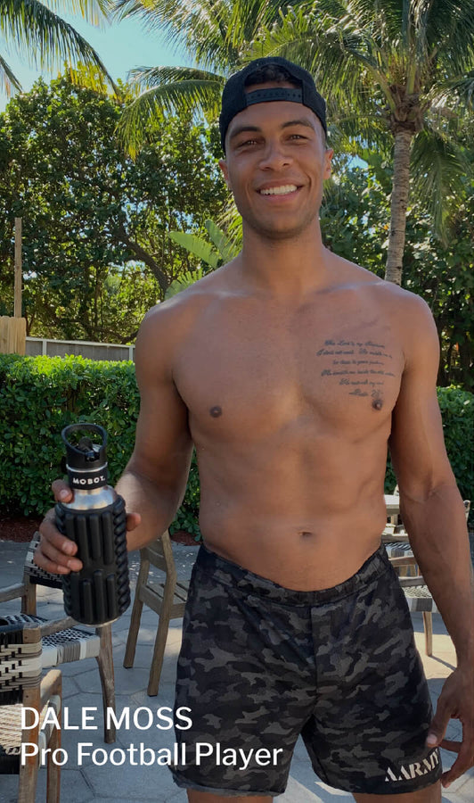 Dale moss football player using mobot foam roller water bottle
